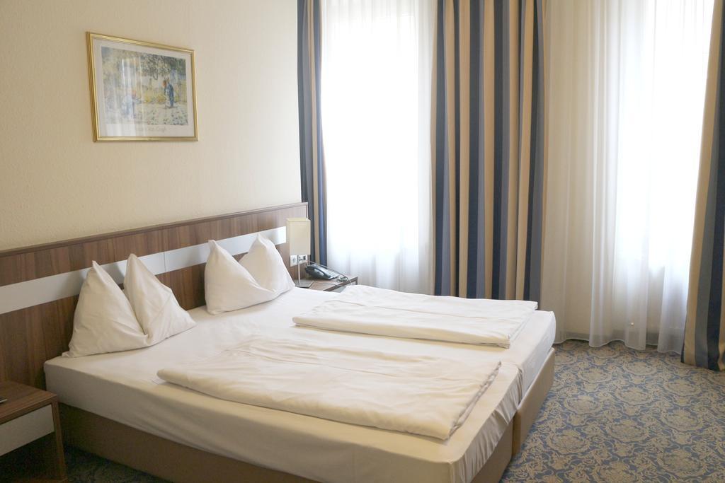 Hotel Carina Vienna Exterior photo